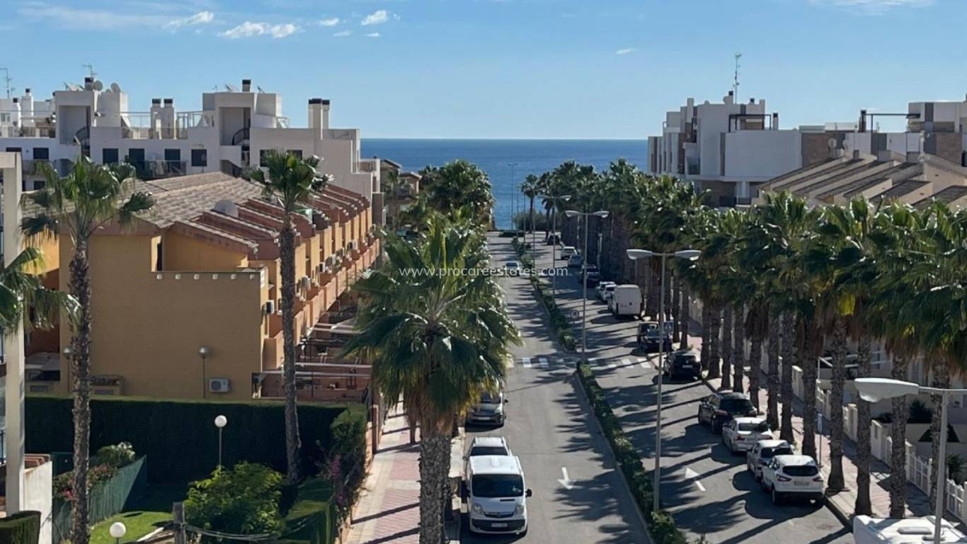 Resale - Apartment - Orihuela Costa - Cabo Roig