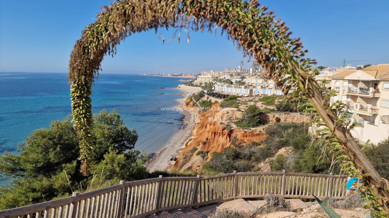 Resale - Apartment - Orihuela Costa - Cabo Roig