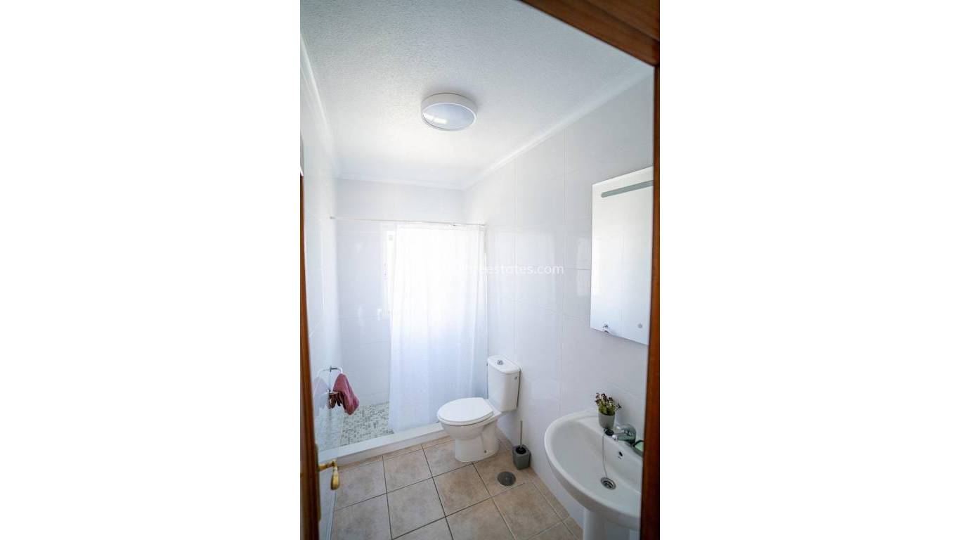 Resale - Apartment - Orihuela Costa - Cabo Roig