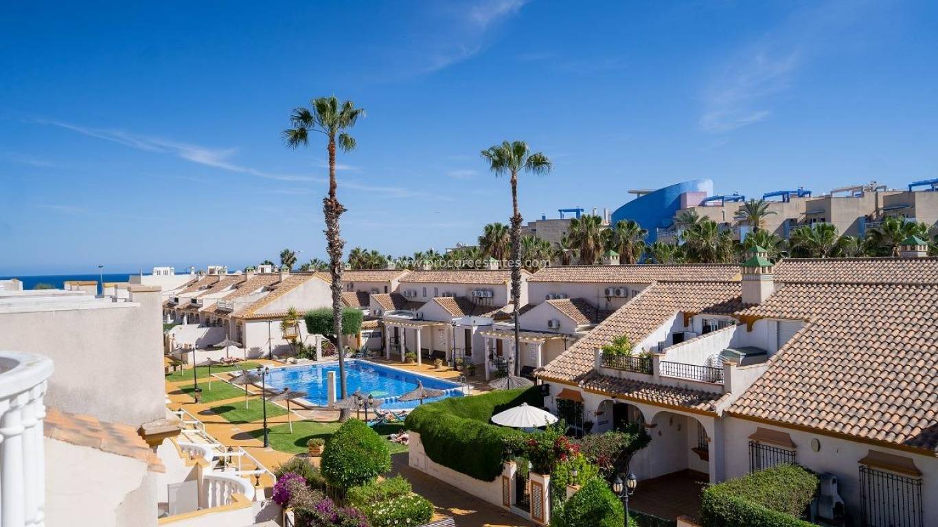 Resale - Apartment - Orihuela Costa - Cabo Roig