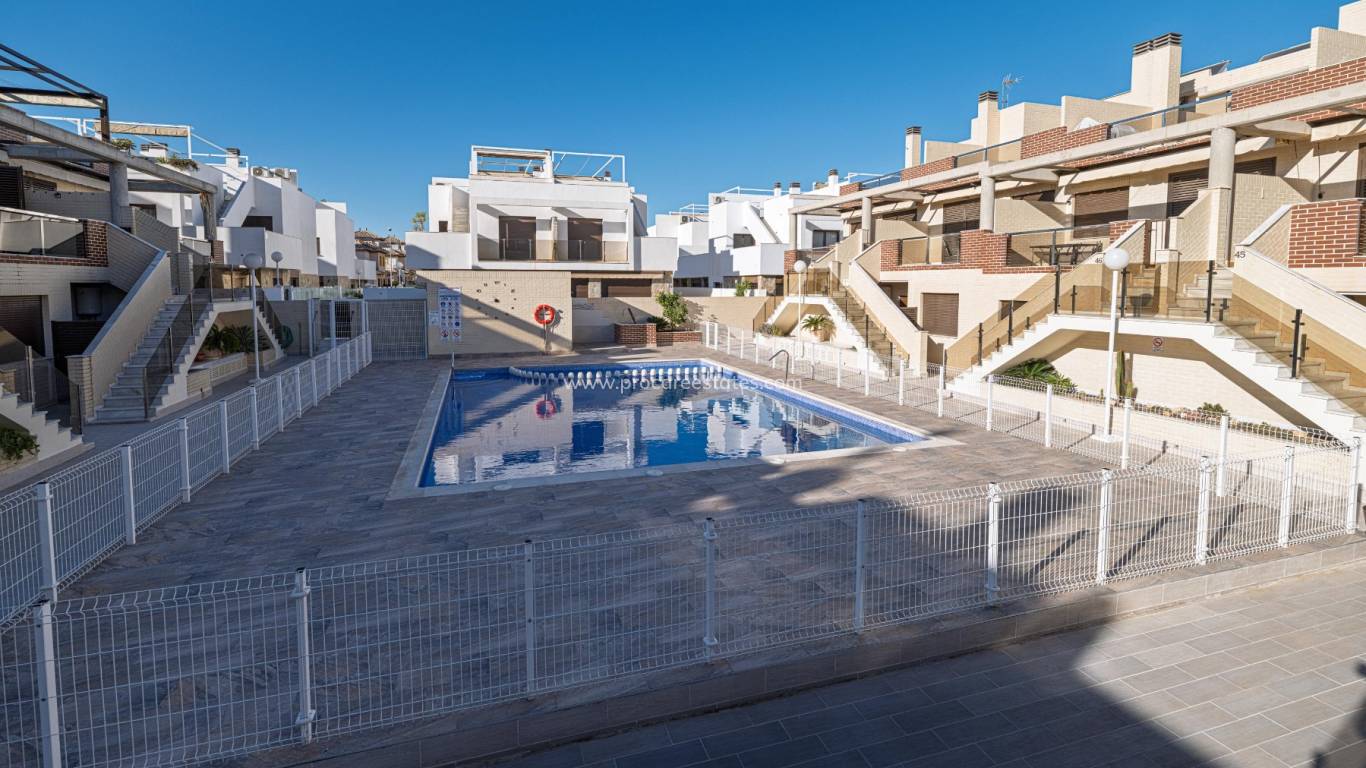Resale - Apartment - Orihuela Costa - Cabo Roig