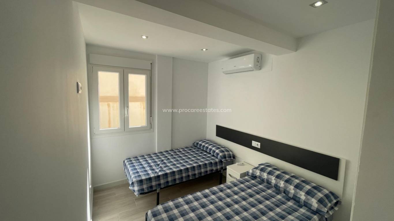 Resale - Apartment - Orihuela Costa - Cabo Roig