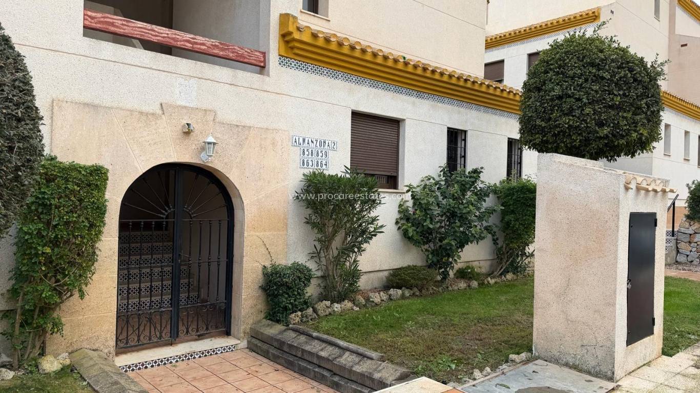 Resale - Apartment - Orihuela Costa - Cabo Roig