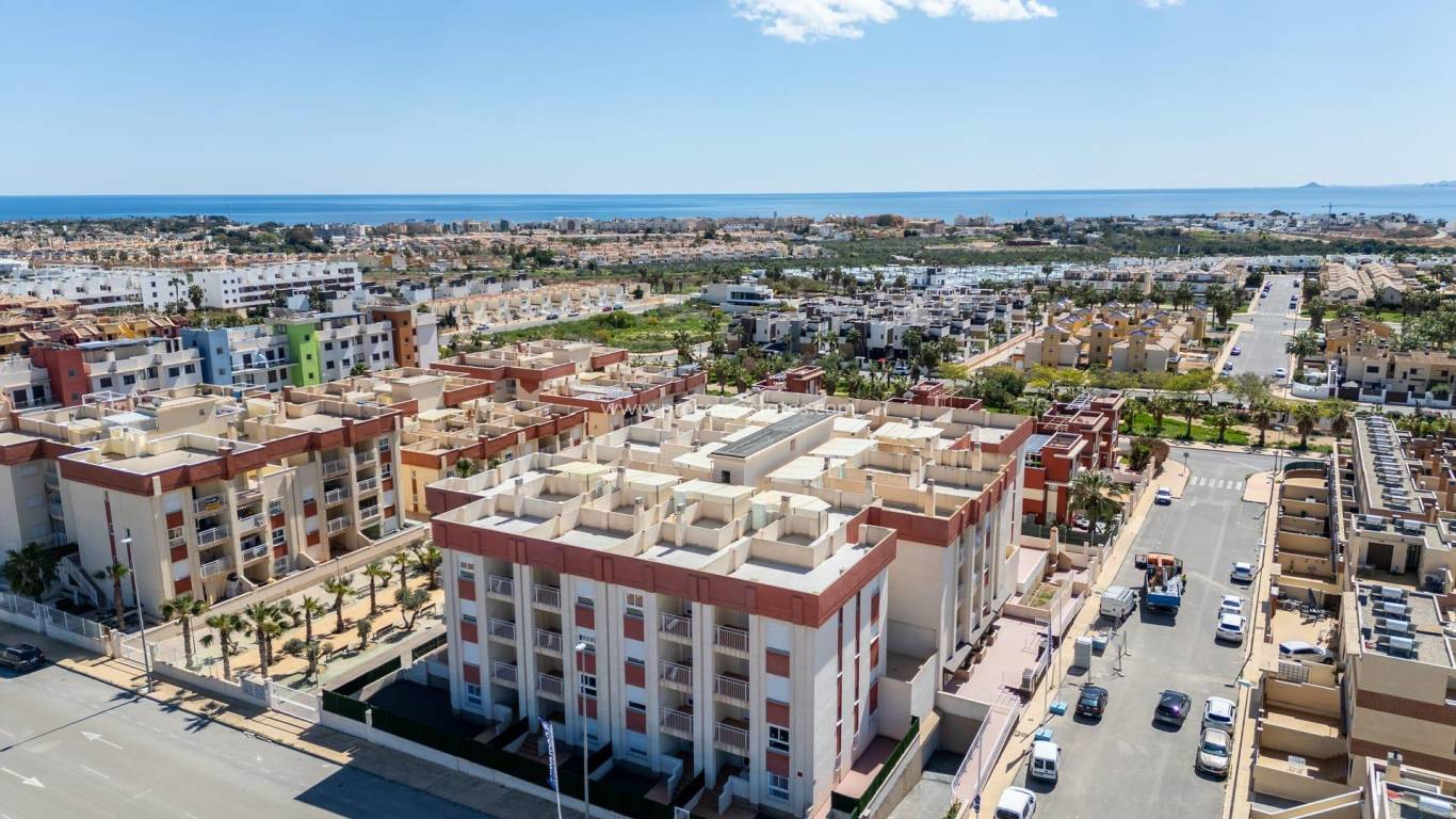 Resale - Apartment - Orihuela Costa - Cabo Roig