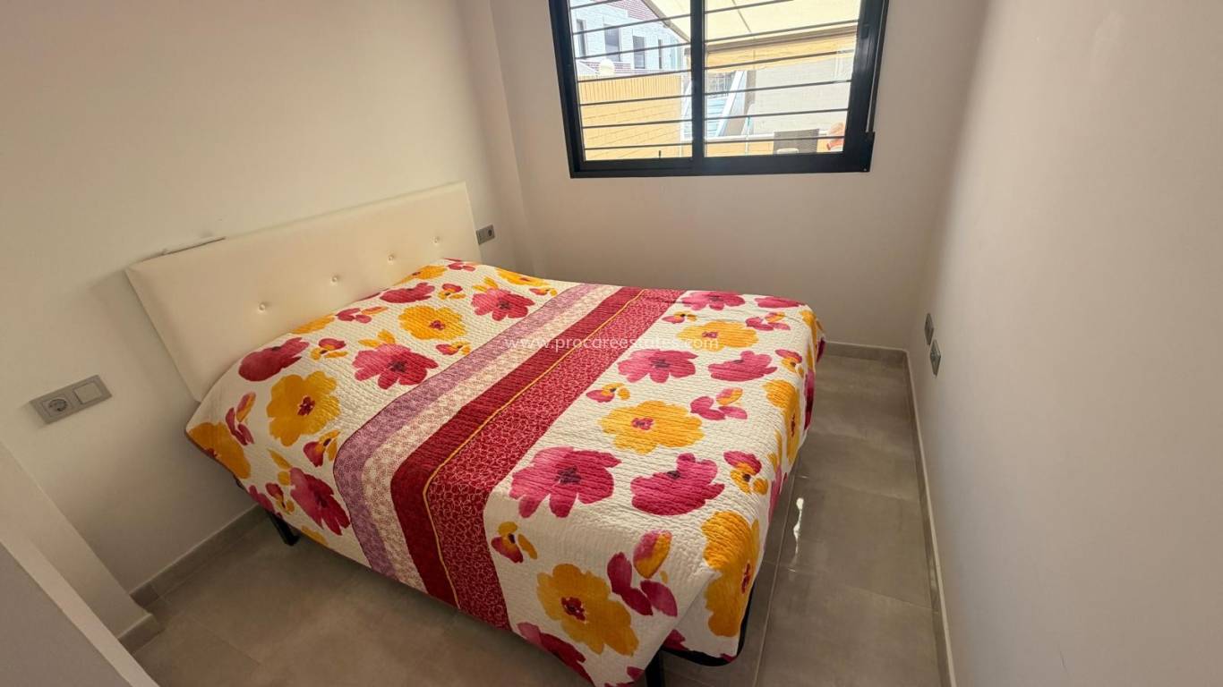Resale - Apartment - Orihuela Costa - Cabo Roig