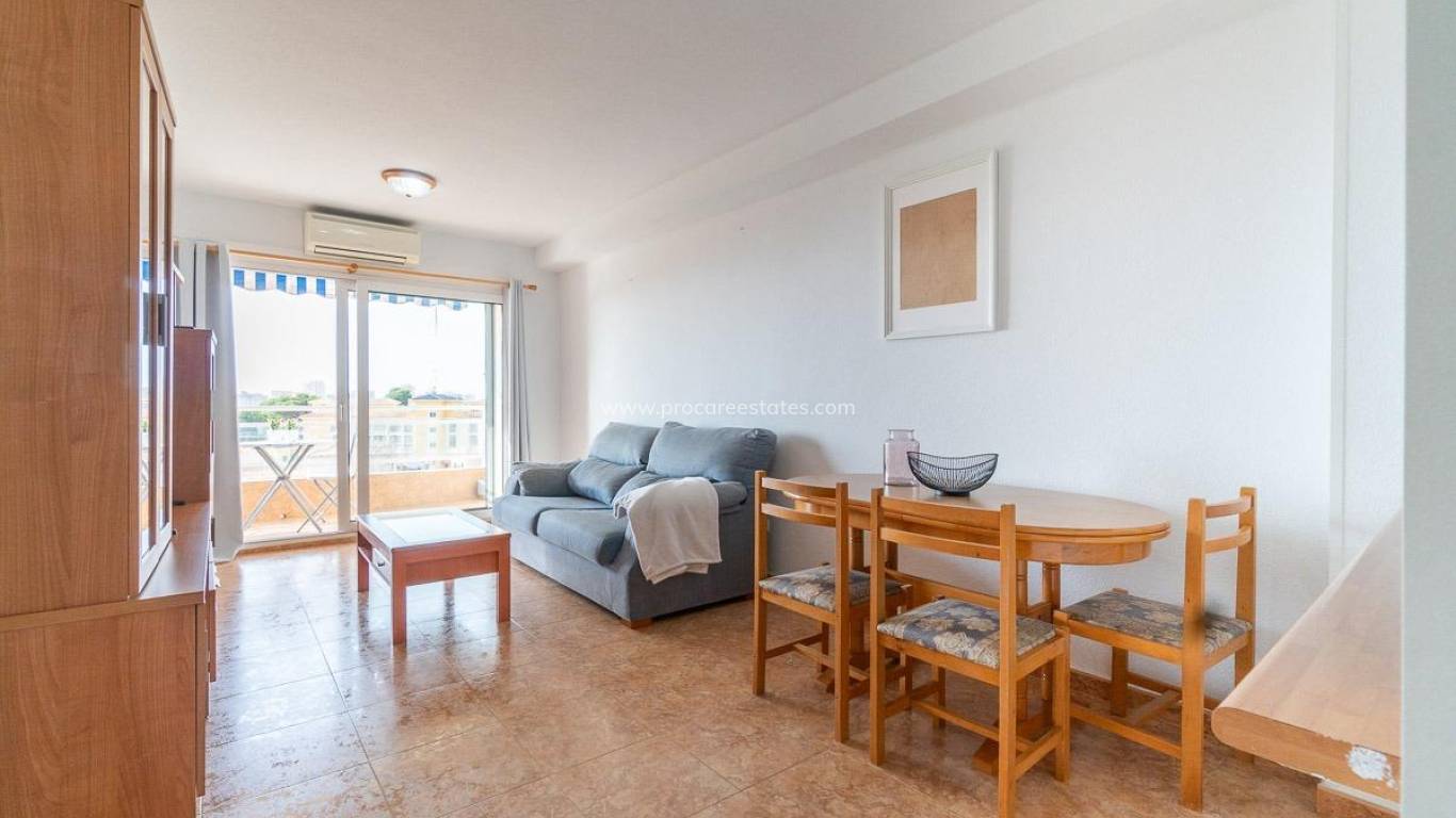 Resale - Apartment - Orihuela Costa - Campoamor