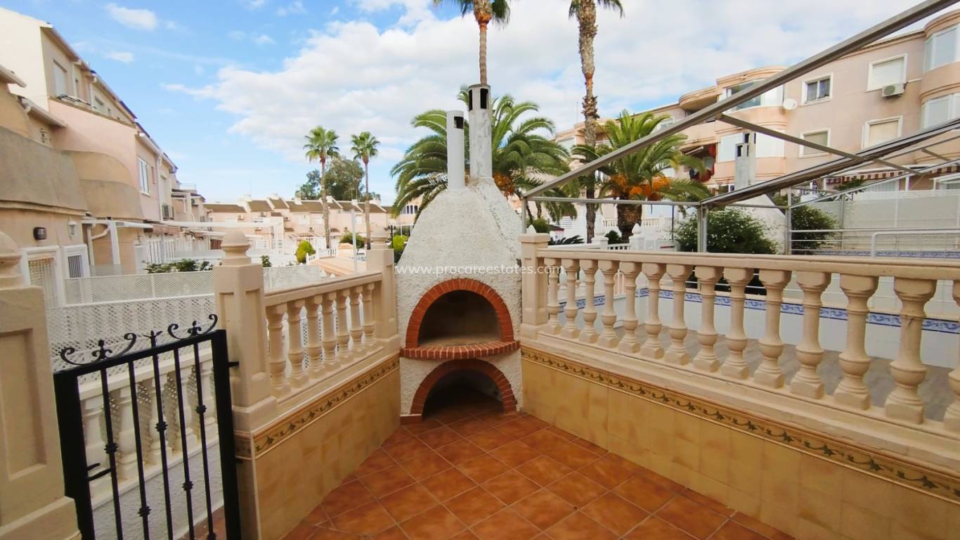 Resale - Apartment - Orihuela Costa - Campoamor