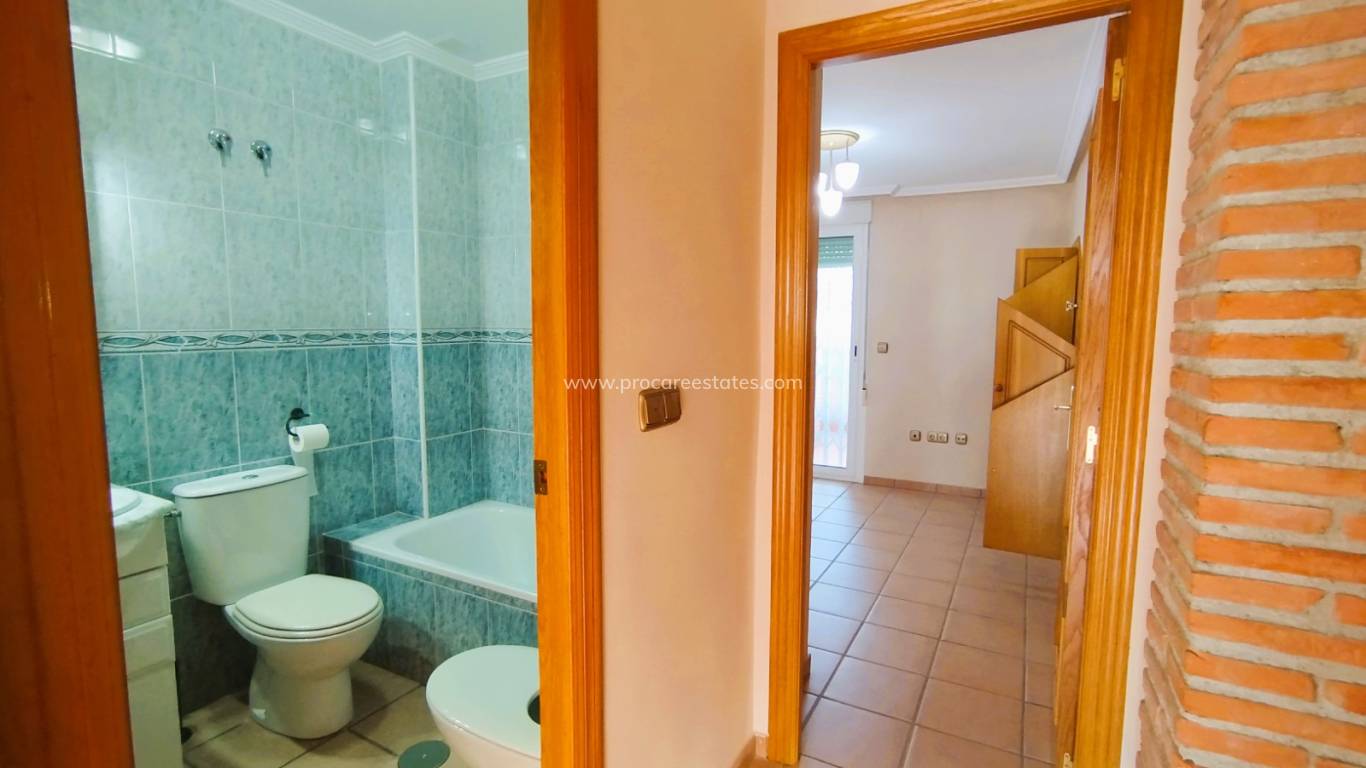 Resale - Apartment - Orihuela Costa - Campoamor