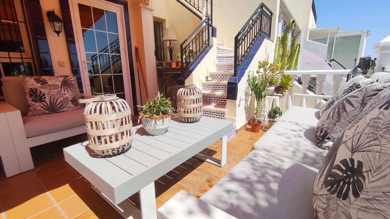 Resale - Apartment - Orihuela Costa - Campoamor