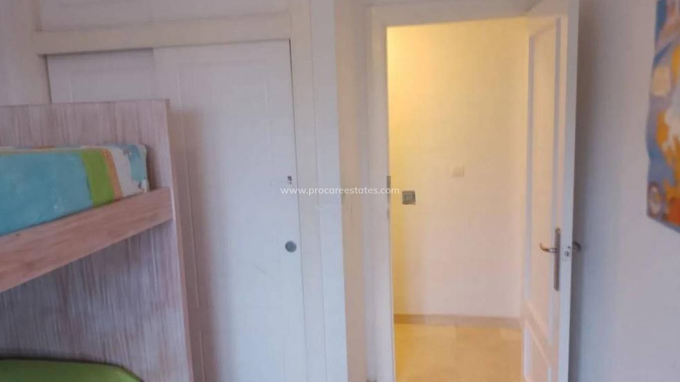 Resale - Apartment - Orihuela Costa - Campoamor