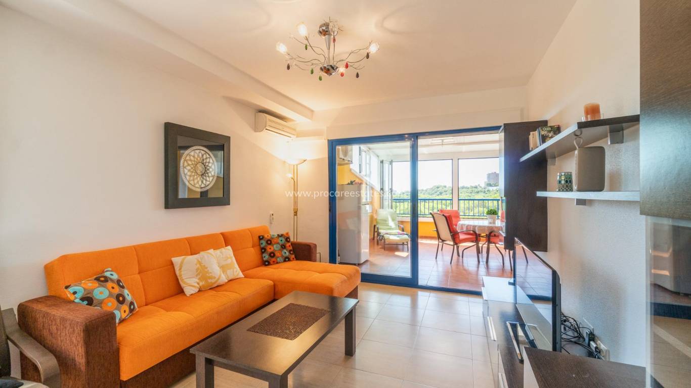 Resale - Apartment - Orihuela Costa - Campoamor