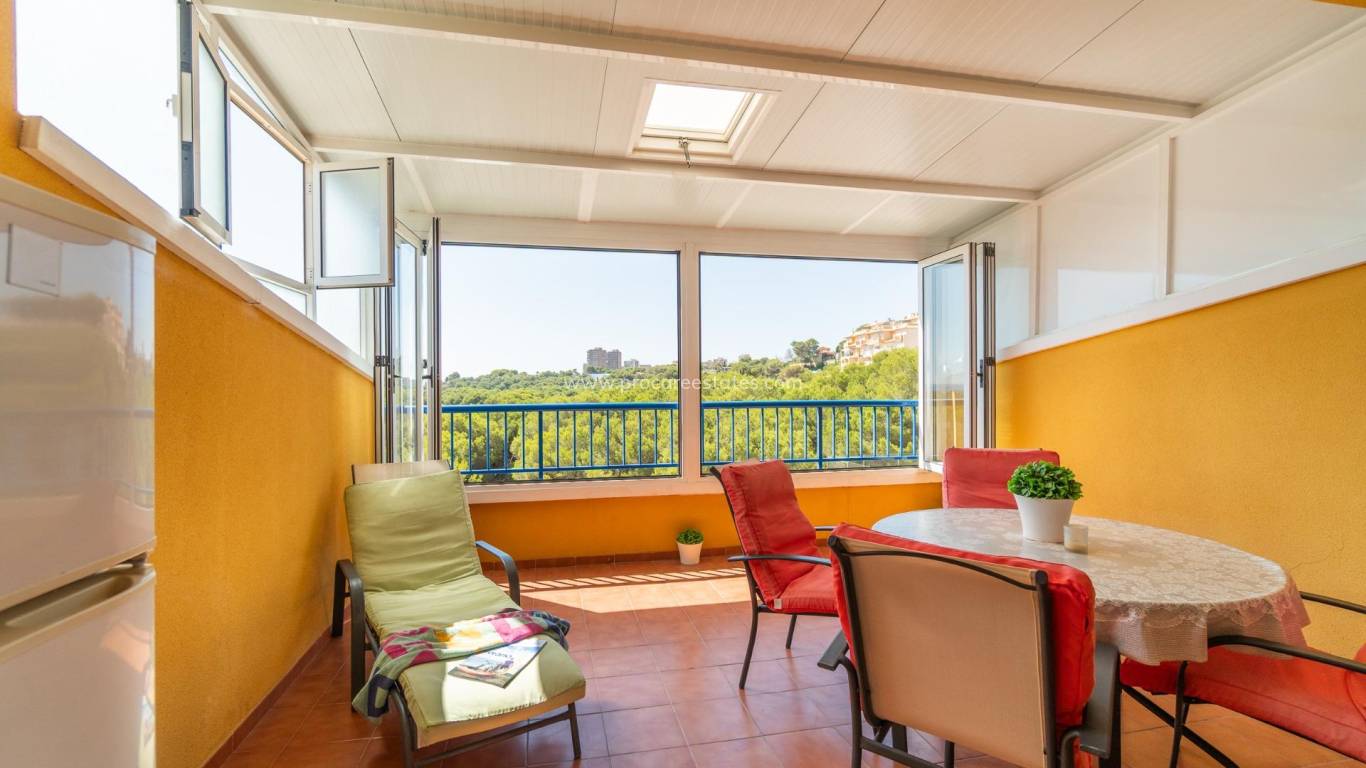 Resale - Apartment - Orihuela Costa - Campoamor