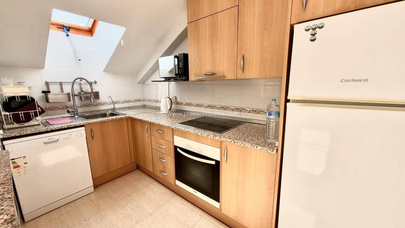 Resale - Apartment - Orihuela Costa - Campoamor