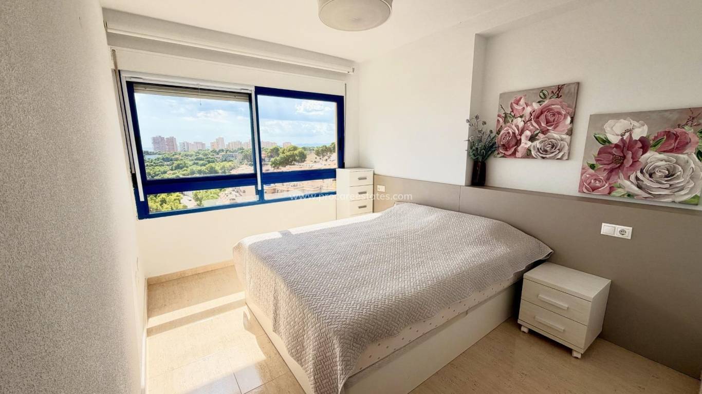 Resale - Apartment - Orihuela Costa - Campoamor
