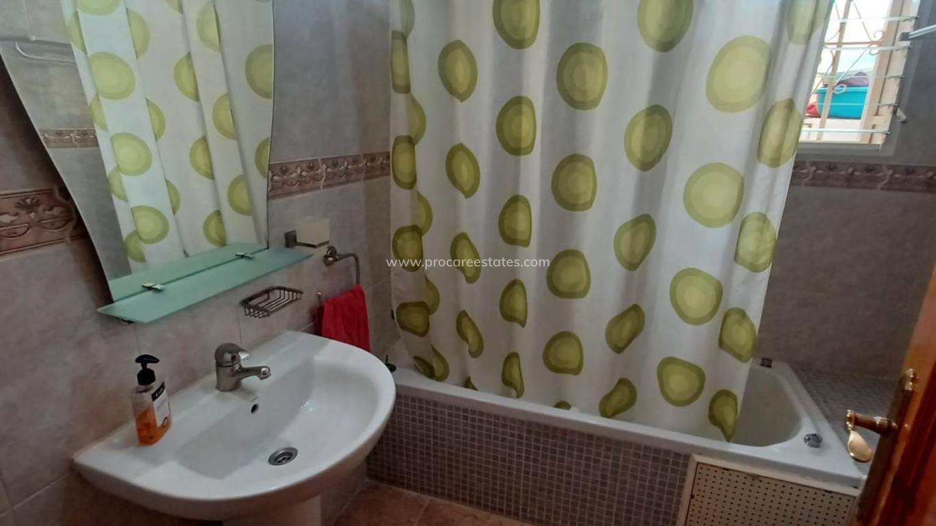 Resale - Apartment - Orihuela Costa - La Chismosa