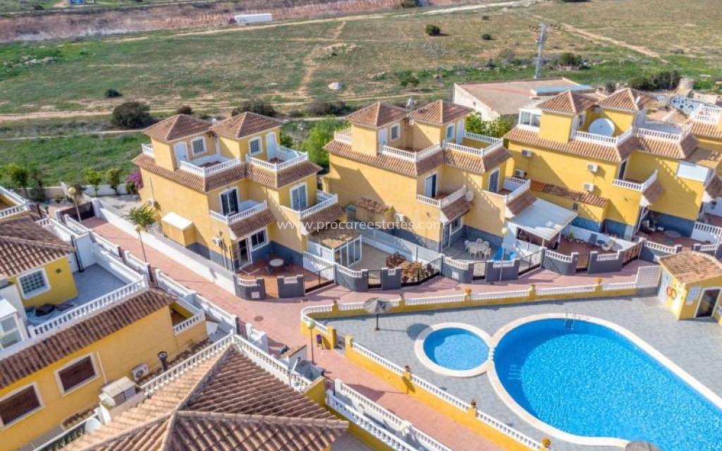 Resale - Apartment - Orihuela Costa - La Chismosa