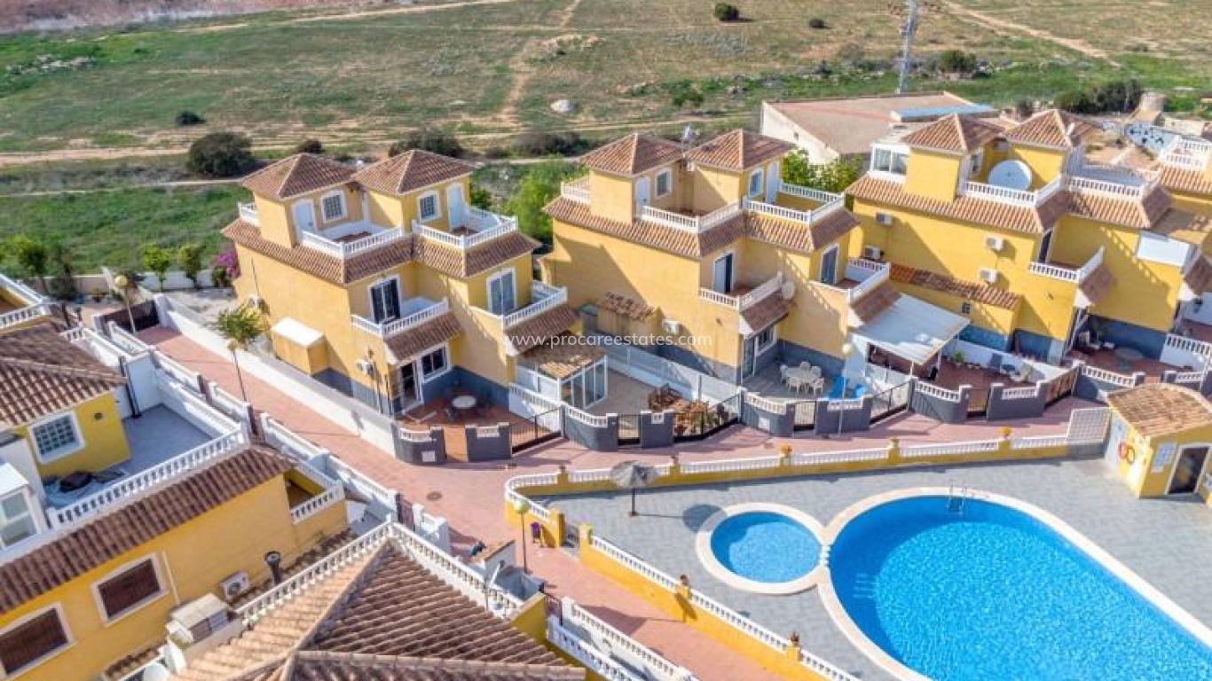Resale - Apartment - Orihuela Costa - La Chismosa