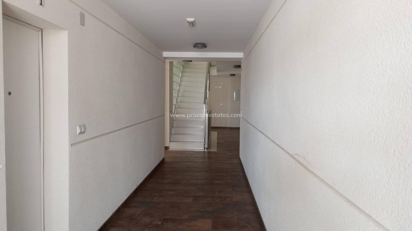 Resale - Apartment - Orihuela Costa - La Zenia