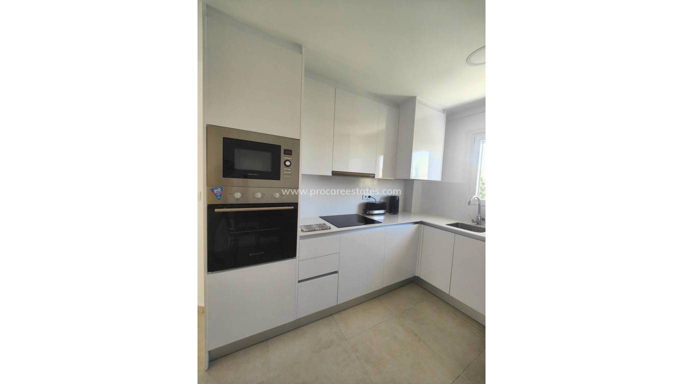 Resale - Apartment - Orihuela Costa - La Zenia