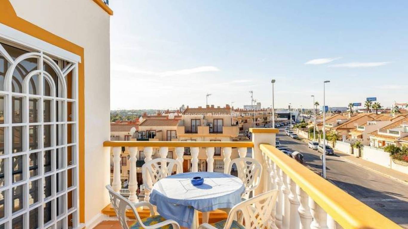 Resale - Apartment - Orihuela Costa - La Zenia