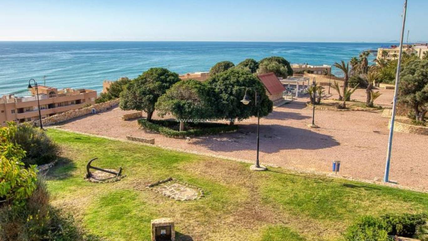 Resale - Apartment - Orihuela Costa - La Zenia