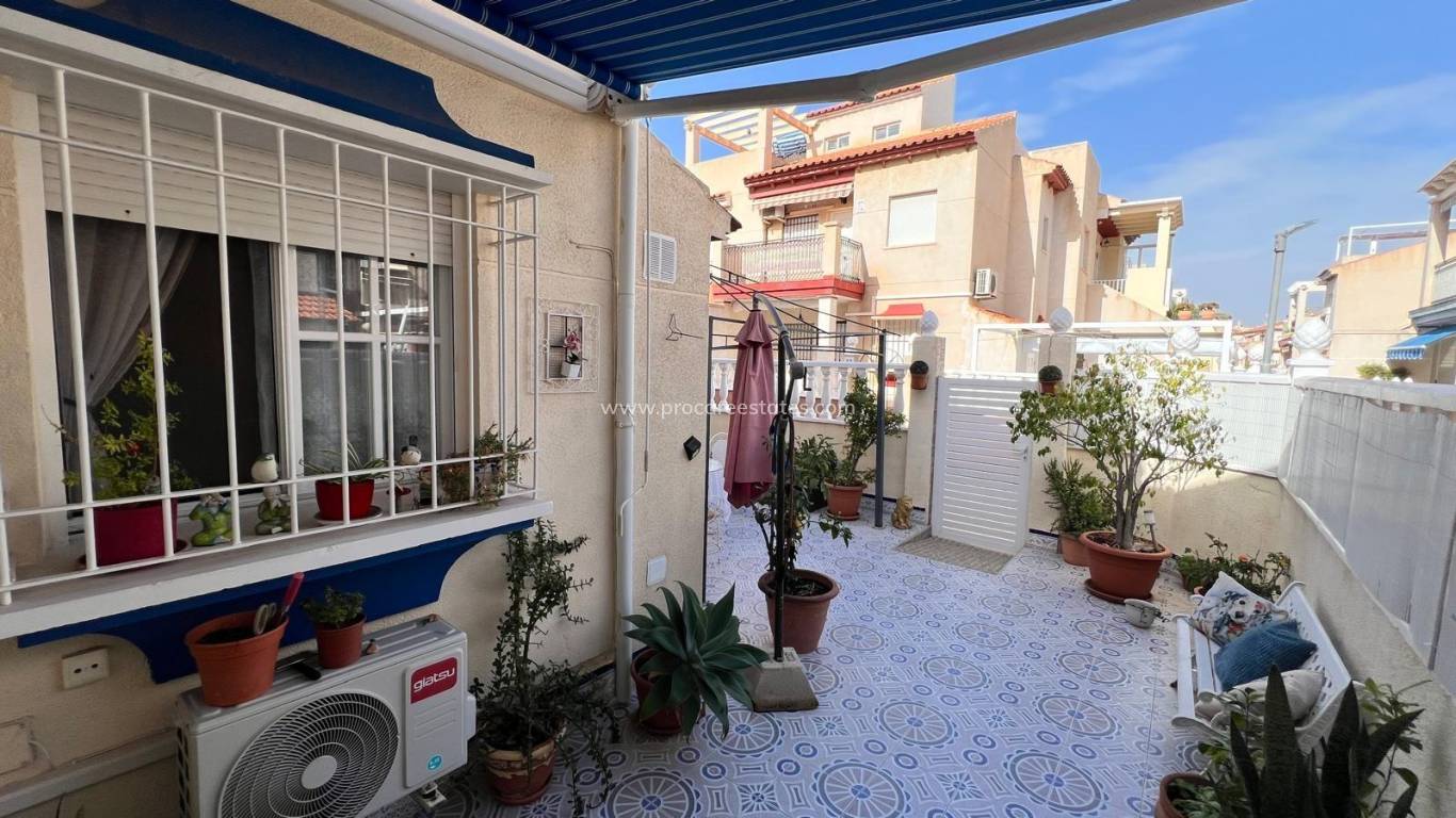 Resale - Apartment - Orihuela Costa - La Zenia