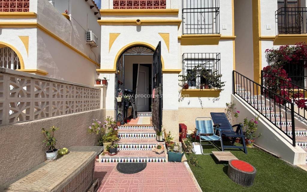 Resale - Apartment - Orihuela Costa - La Zenia