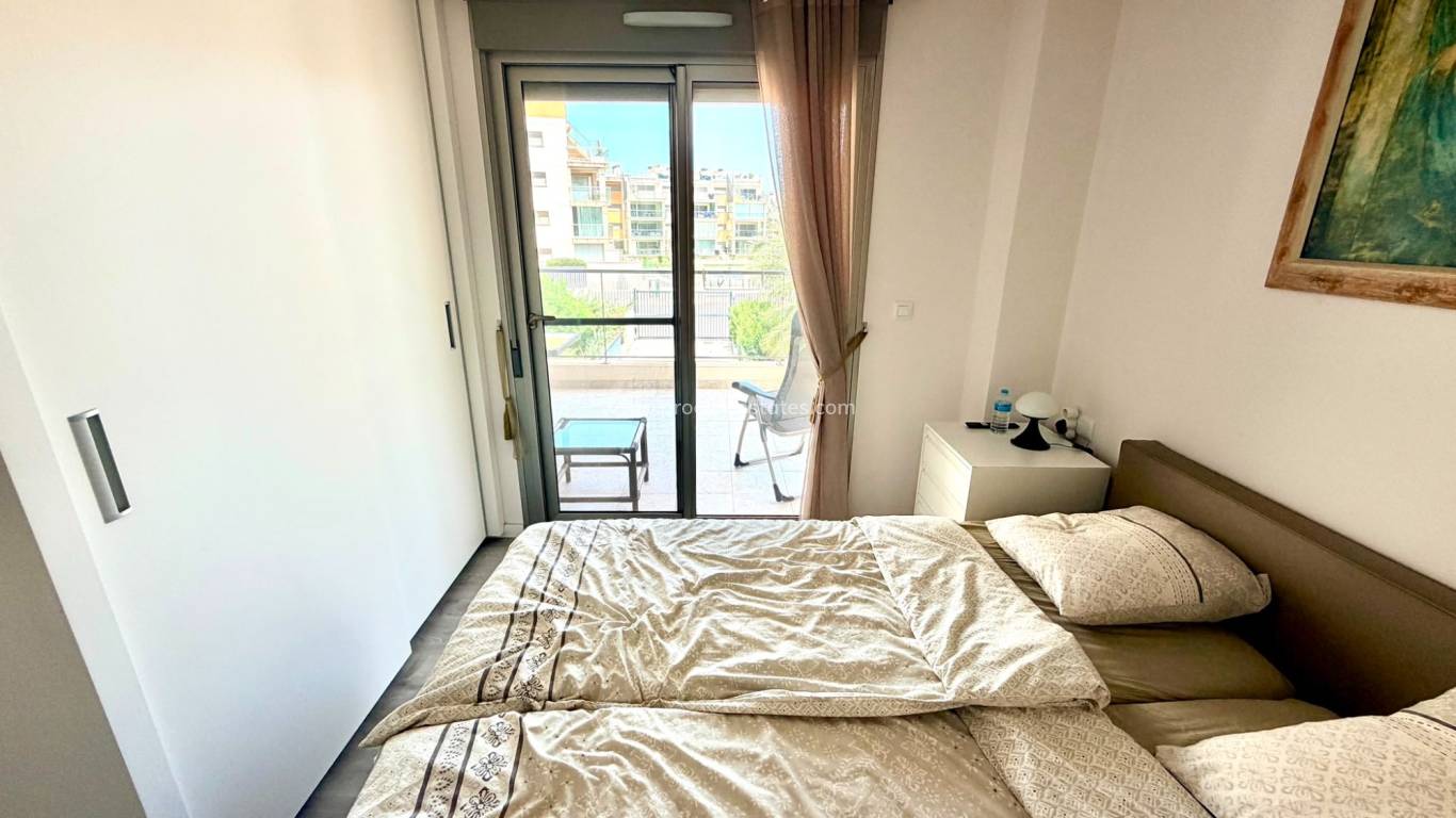 Resale - Apartment - Orihuela Costa - La Zenia