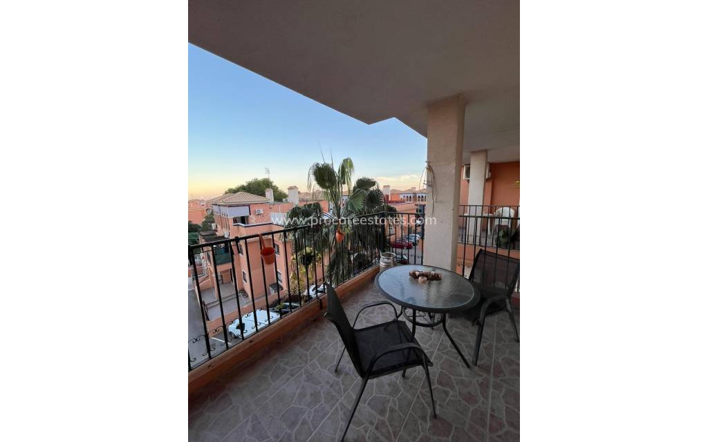 Resale - Apartment - Orihuela Costa - Los Almendros-La Florida