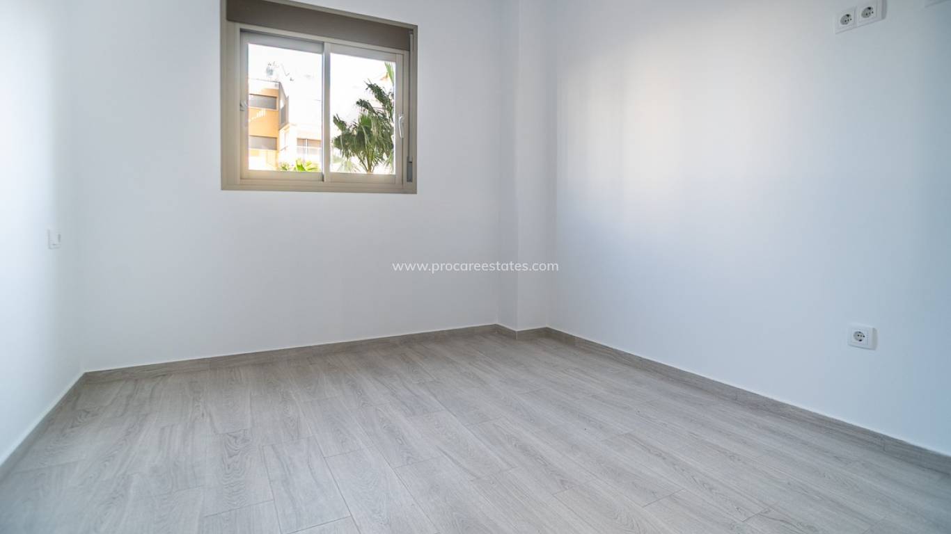 Resale - Apartment - Orihuela Costa - Los Dolses