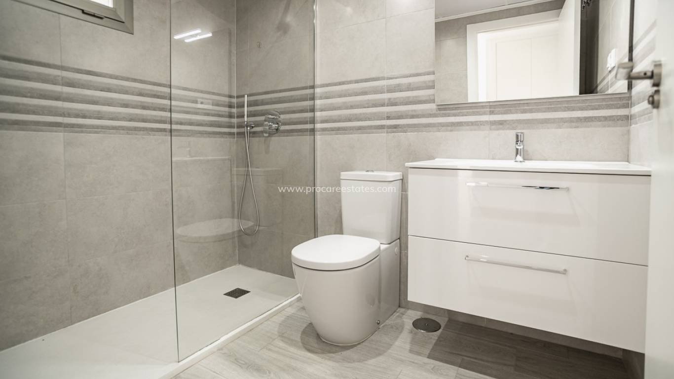 Resale - Apartment - Orihuela Costa - Los Dolses