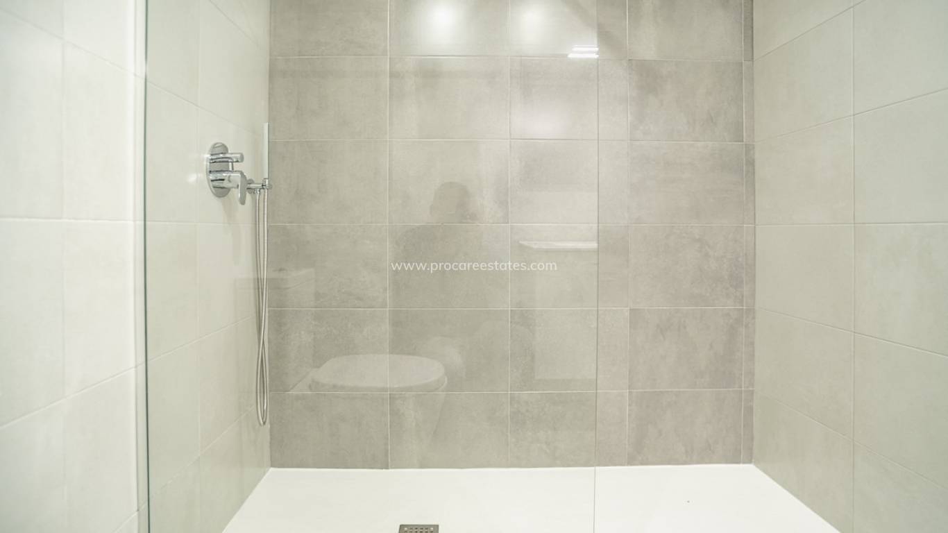 Resale - Apartment - Orihuela Costa - Los Dolses