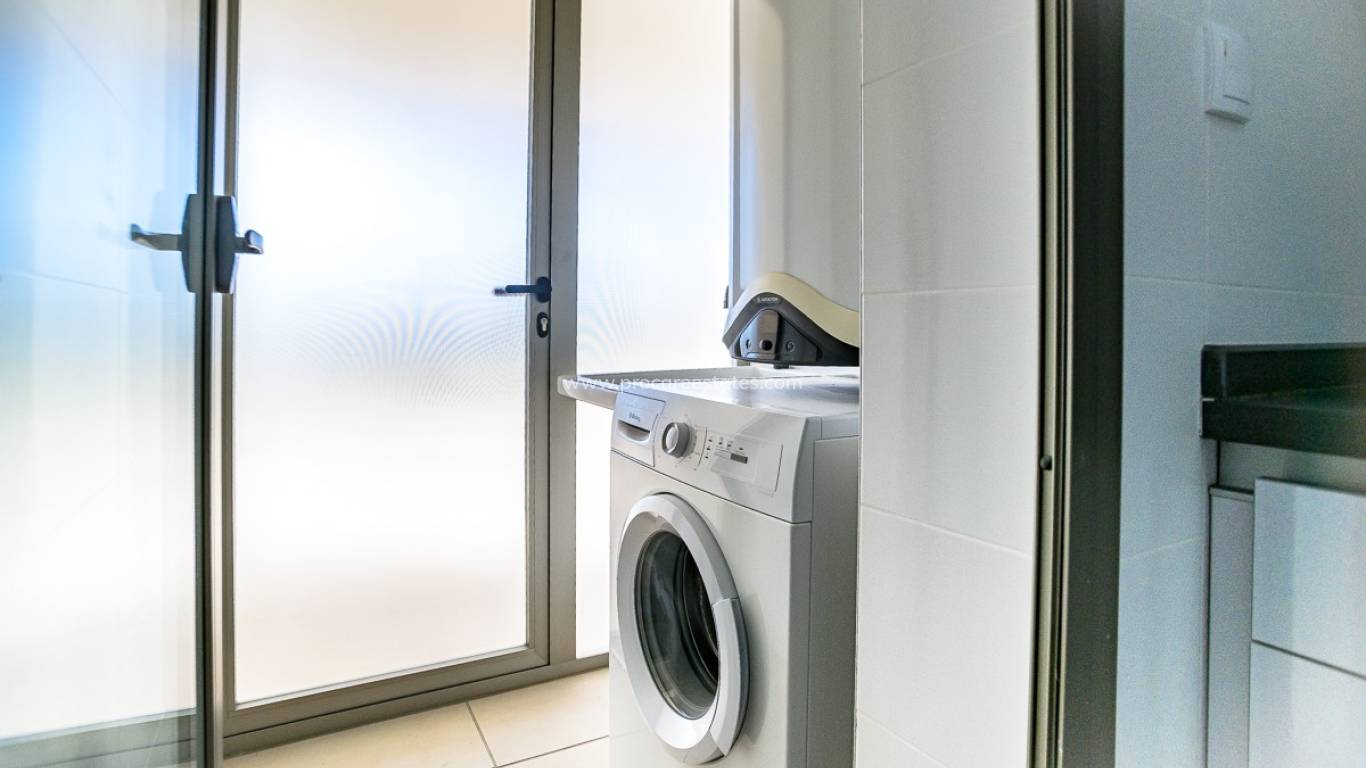 Resale - Apartment - Orihuela Costa - Los Dolses