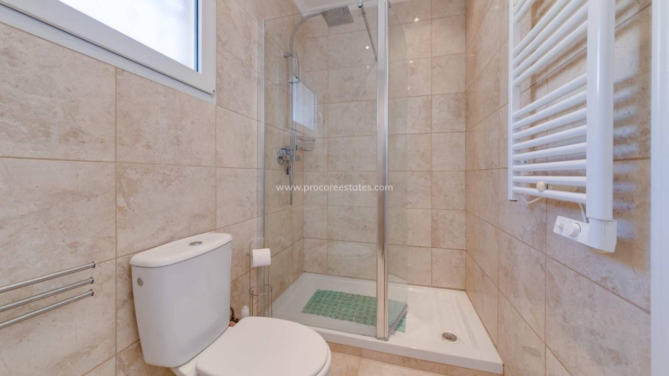 Resale - Apartment - Orihuela Costa - Montezenia