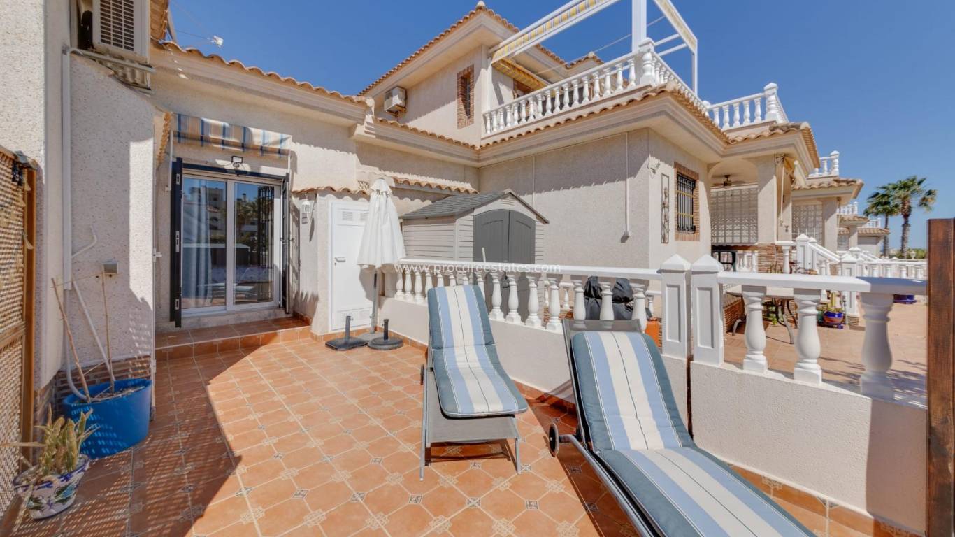 Resale - Apartment - Orihuela Costa - Montezenia