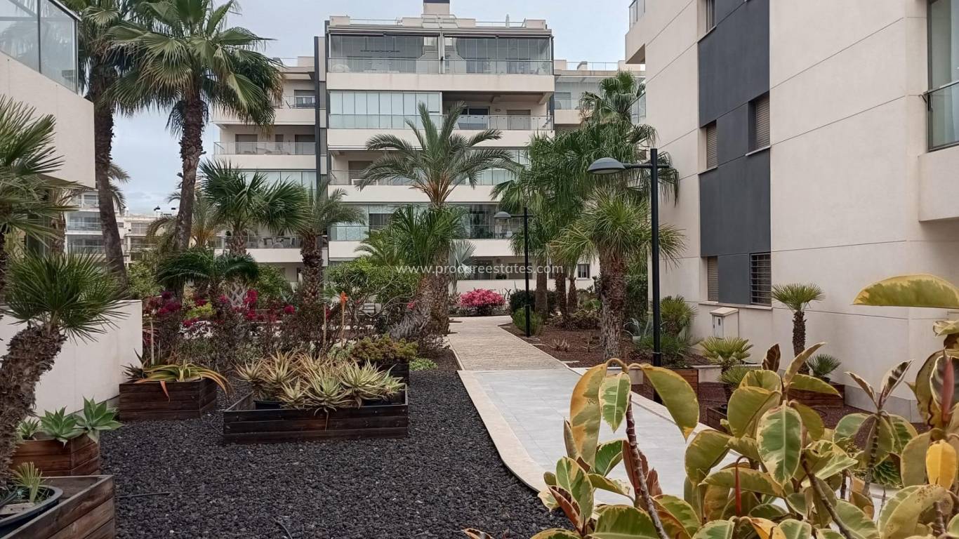 Resale - Apartment - Orihuela Costa - Playa Flamenca