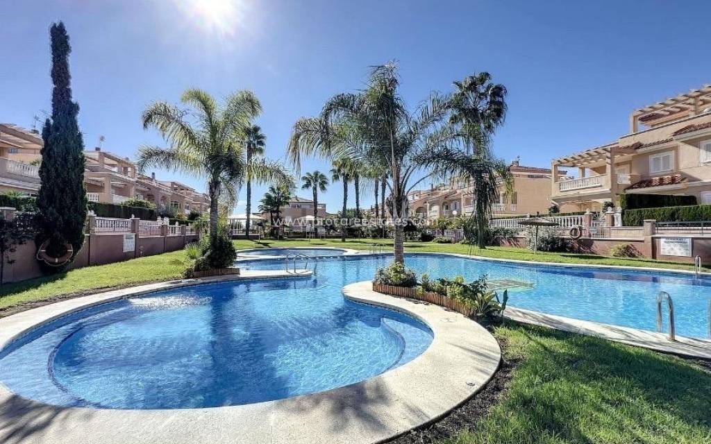 Resale - Apartment - Orihuela Costa - Playa Flamenca