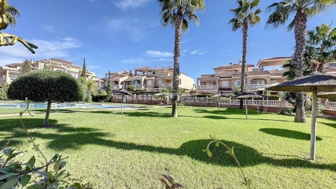 Resale - Apartment - Orihuela Costa - Playa Flamenca