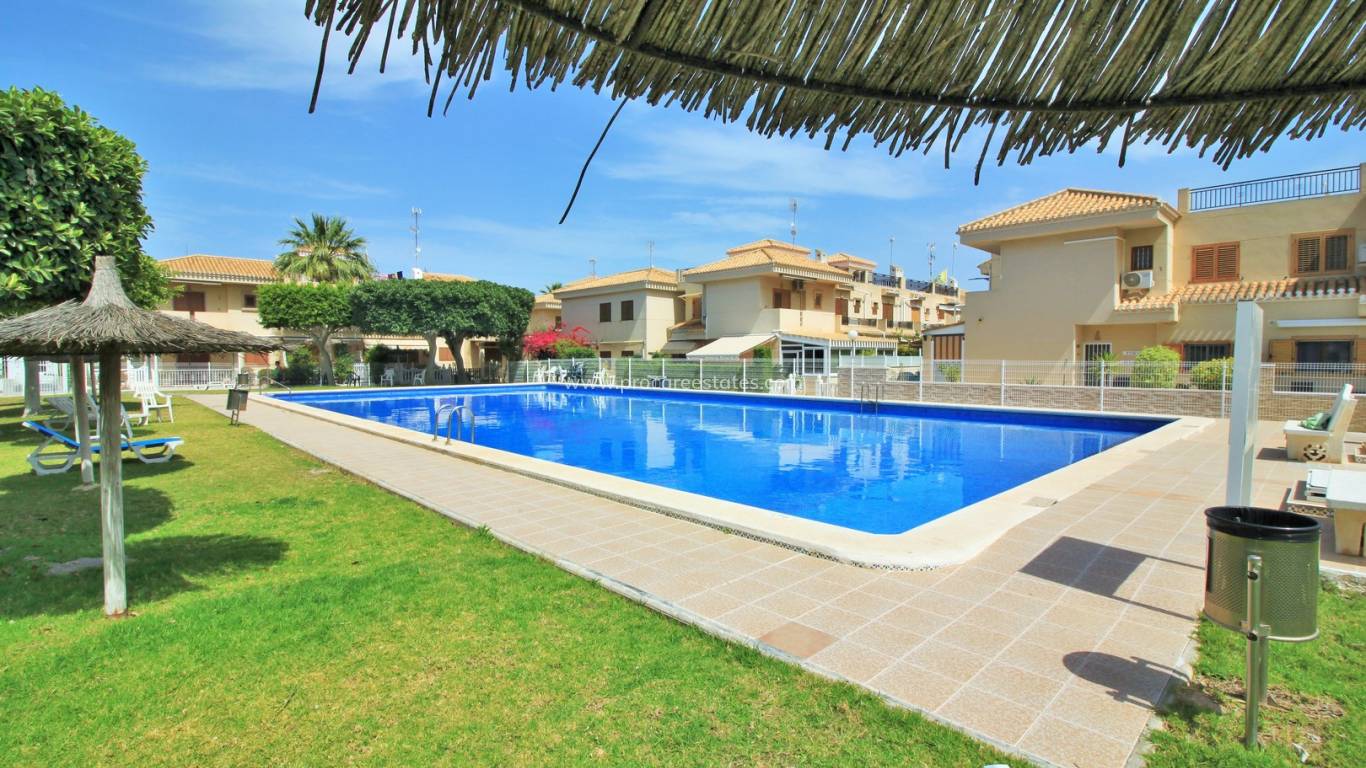 Resale - Apartment - Orihuela Costa - Playa Flamenca