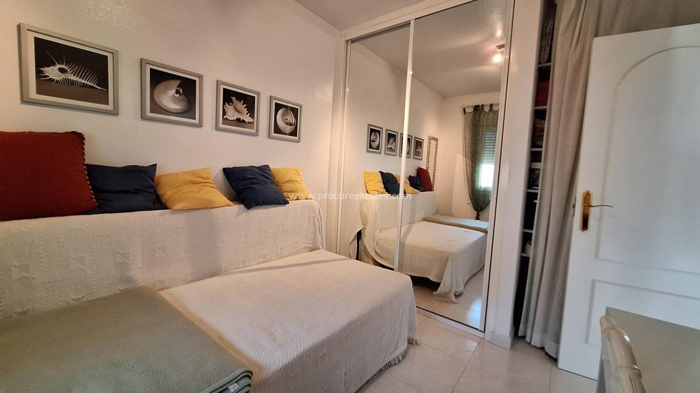 Resale - Apartment - Orihuela Costa - Playa Flamenca