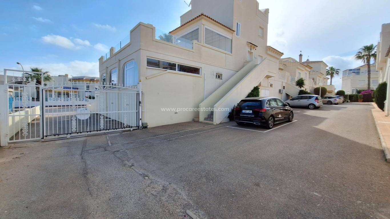 Resale - Apartment - Orihuela Costa - Playa Flamenca