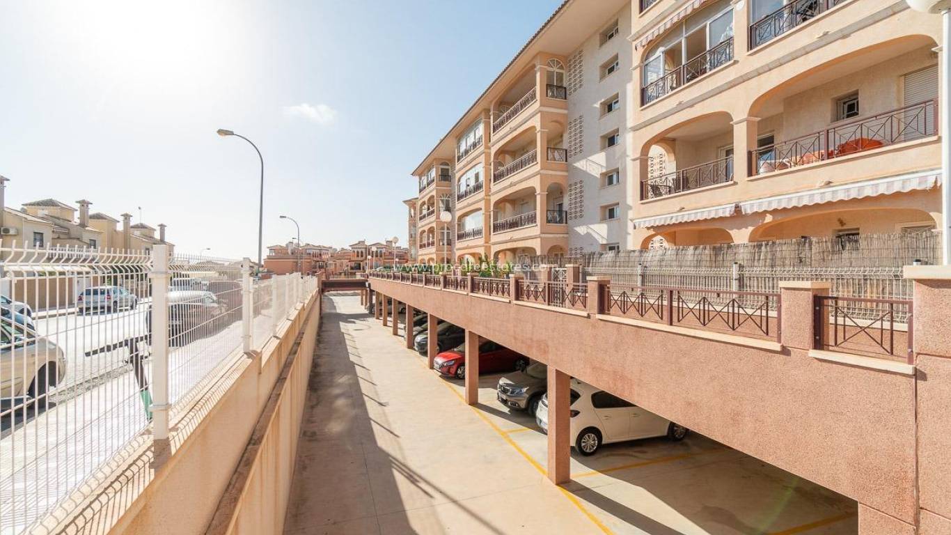 Resale - Apartment - Orihuela Costa - Playa Flamenca