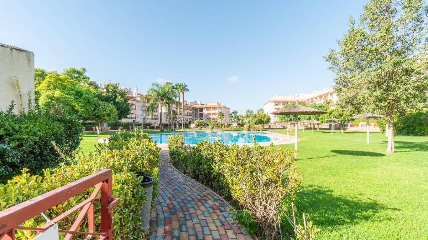 Resale - Apartment - Orihuela Costa - Playa Flamenca