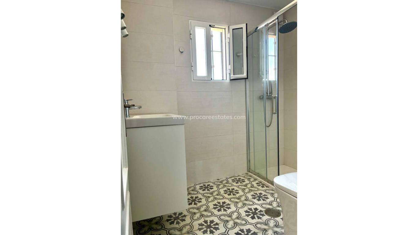 Resale - Apartment - Orihuela Costa - Playa Flamenca