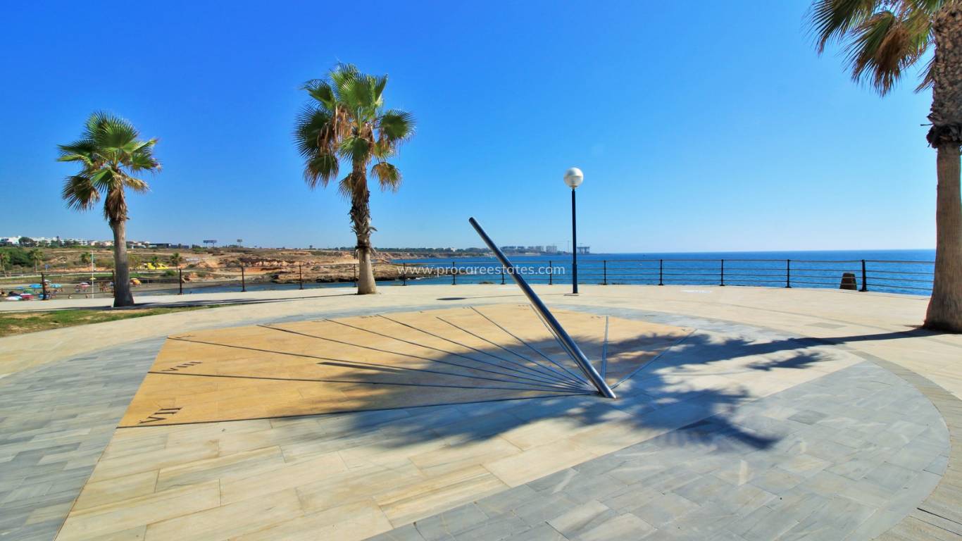 Resale - Apartment - Orihuela Costa - Playa Flamenca