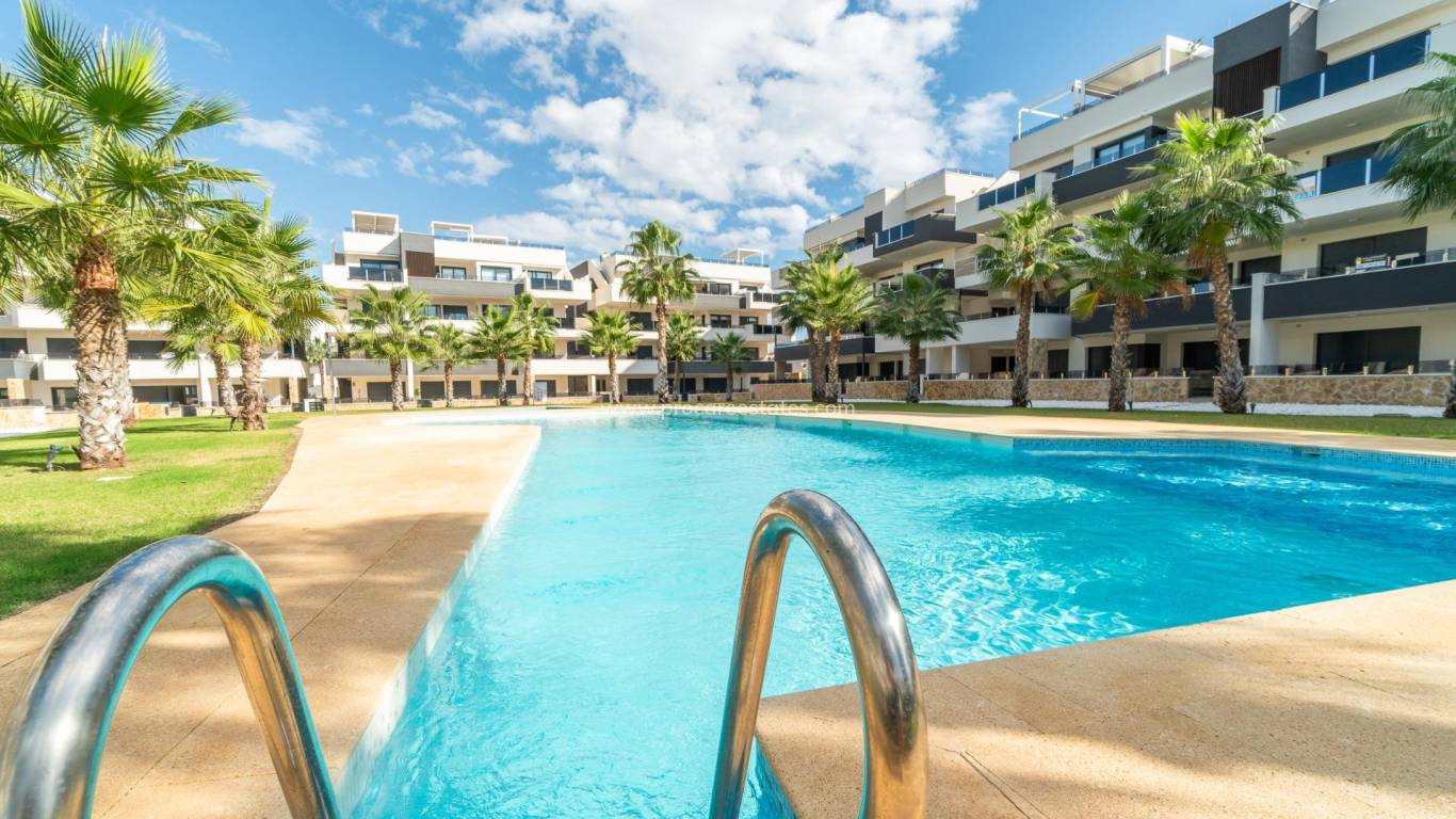 Resale - Apartment - Orihuela Costa - Playa Flamenca