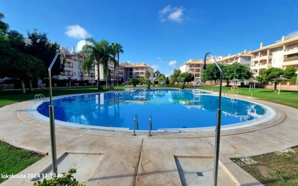 Resale - Apartment - Orihuela Costa - Playa Flamenca