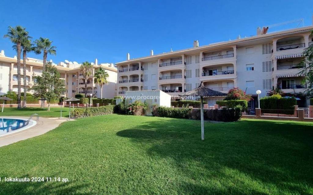 Resale - Apartment - Orihuela Costa - Playa Flamenca