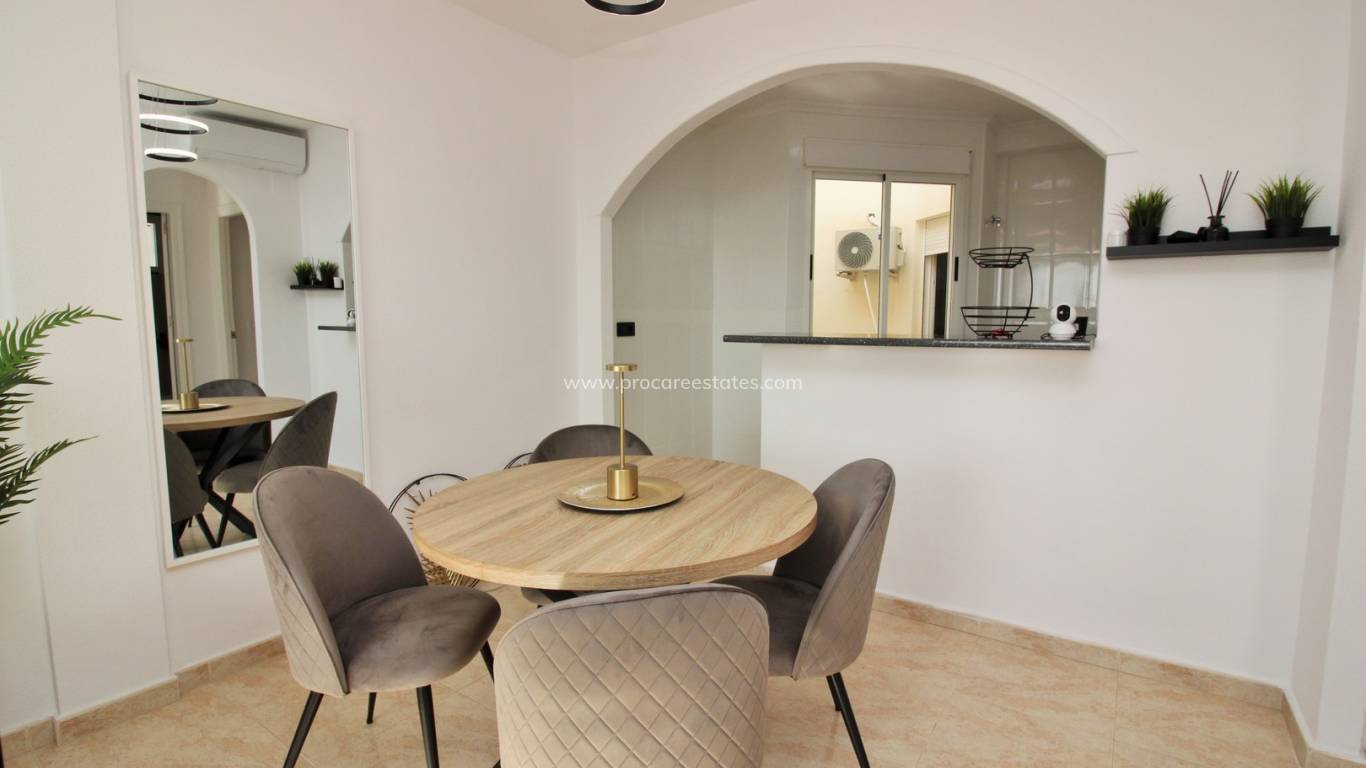 Resale - Apartment - Orihuela Costa - Playa Flamenca