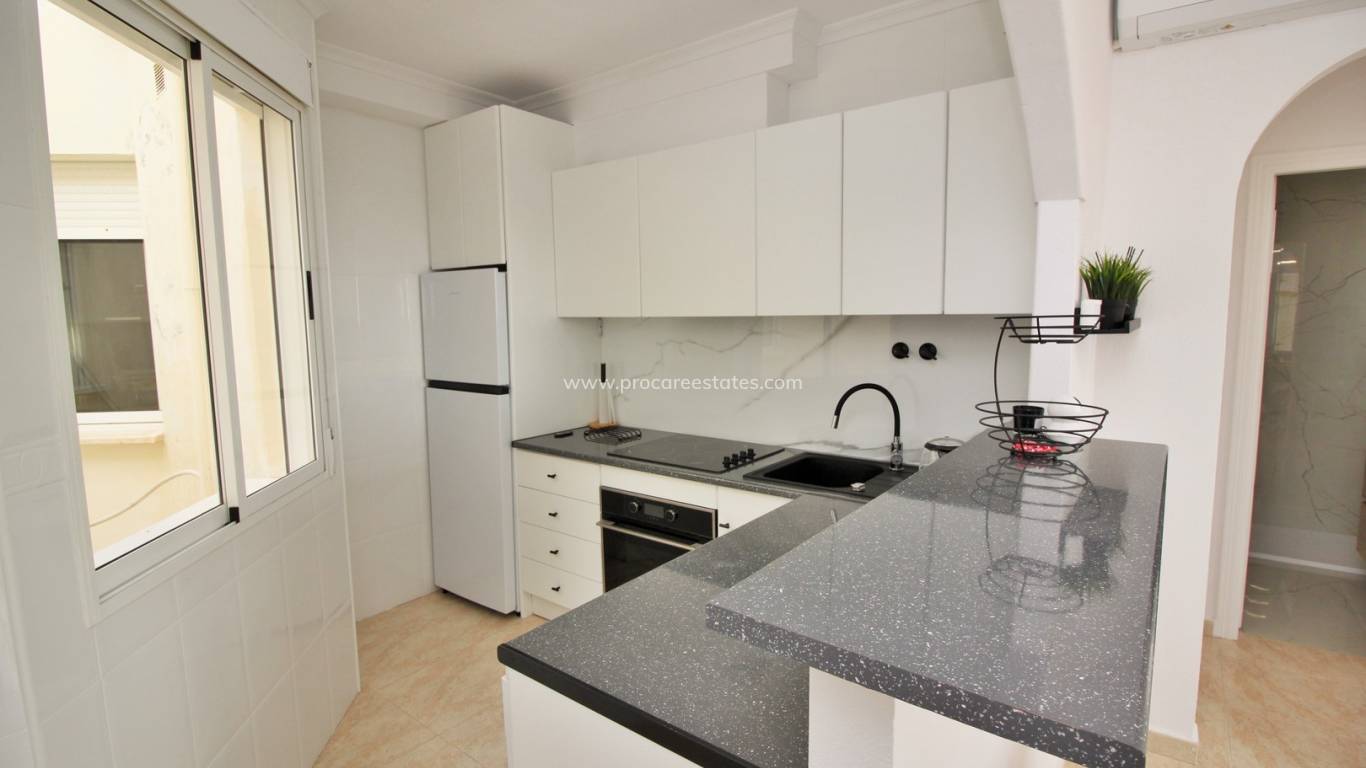 Resale - Apartment - Orihuela Costa - Playa Flamenca